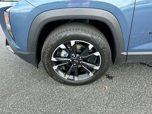 Used 2025 Chevrolet Equinox RS image 29