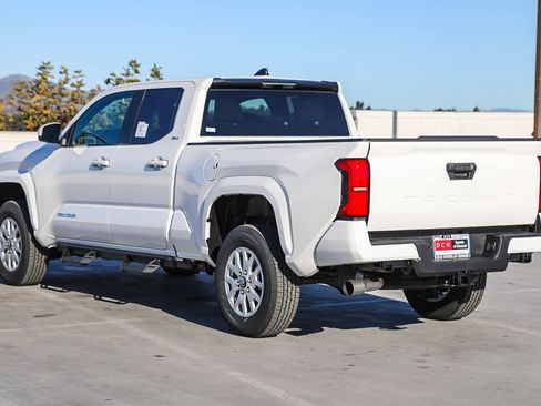 New 2026 Toyota Tacoma SR5 image 7