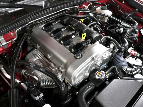 Used 2019 MAZDA MX-5 Miata Grand Touring w/ Appearance Package image 76