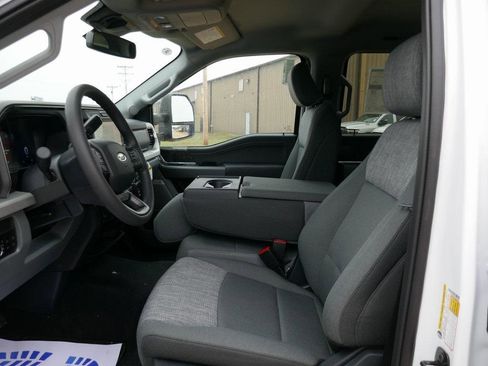 New 2026 Ford F250 XLT w/ XLT Premium Package image 17