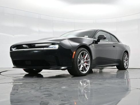 Used 2025 Dodge Charger Daytona Scat Pack w/ Track Pack AWD/4WD image 31