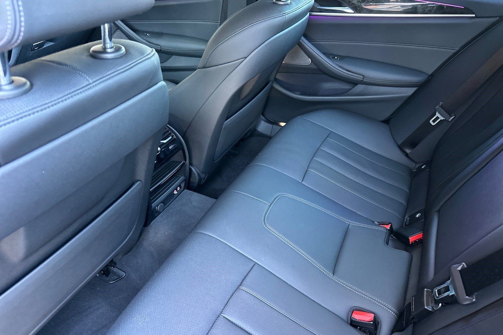 Certified 2023 BMW 540i w/ Premium Package RWD image 15