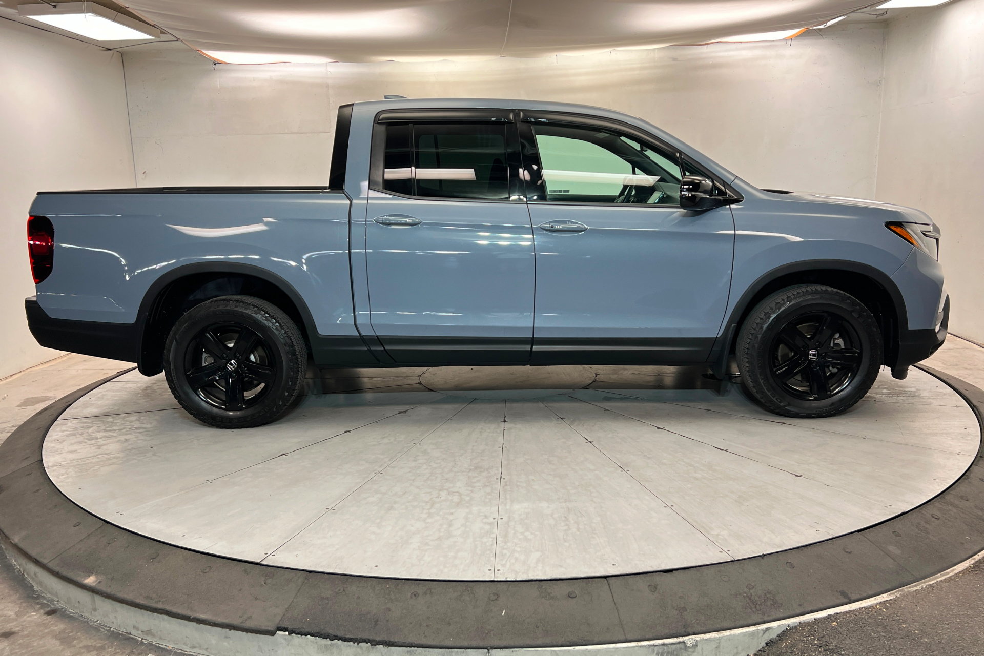 Used 2023 Honda Ridgeline Black Edition image 7