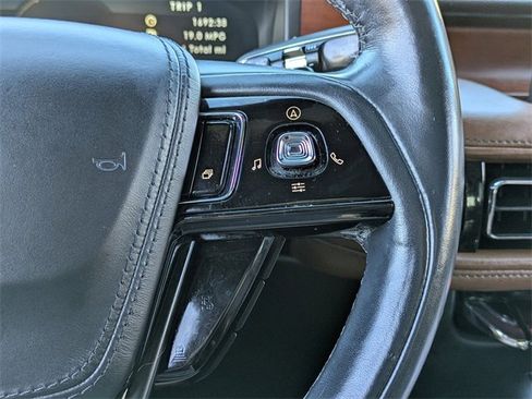 Used 2020 Lincoln Aviator Reserve w/ Equipment Group 201A image 30