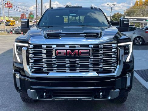 New 2026 GMC Sierra 2500 Denali w/ Denali Reserve Package image 8