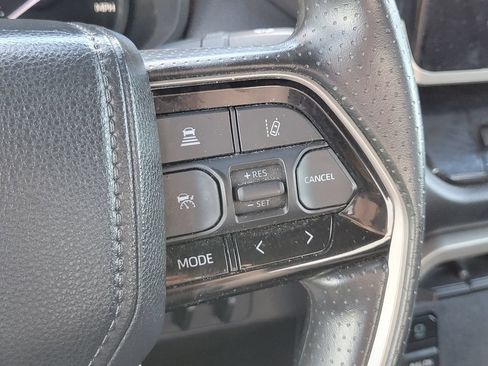Used 2023 Toyota Tundra SR5 w/ SR5 Convenience Package AWD/4WD image 27