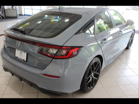Certified 2024 Honda Civic Sport image 4
