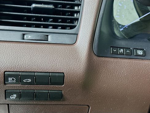 Used 2017 Lexus RX 350 AWD w/ Premium Package image 17