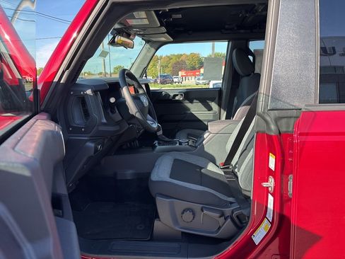 New 2025 Ford Bronco Big Bend image 13