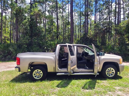 Used 2008 Chevrolet Silverado 1500 LS w/ Towing Package RWD image 11