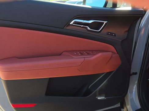 New 2026 Kia Sportage SX image 18
