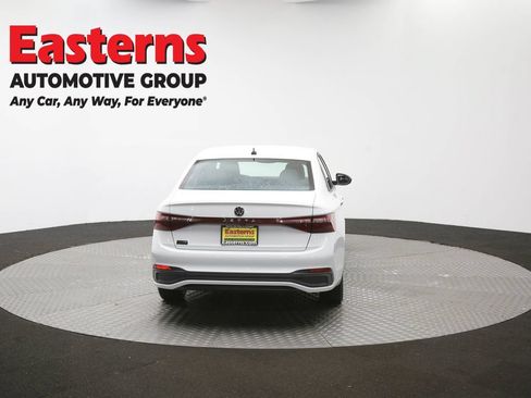 Used 2025 Volkswagen Jetta Sport FWD image 35
