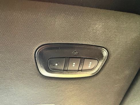 Used 2024 RAM 1500 Laramie AWD/4WD image 53