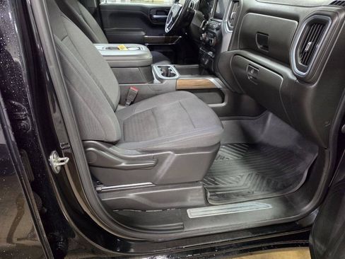 Used 2022 Chevrolet Silverado 1500 RST AWD/4WD image 15