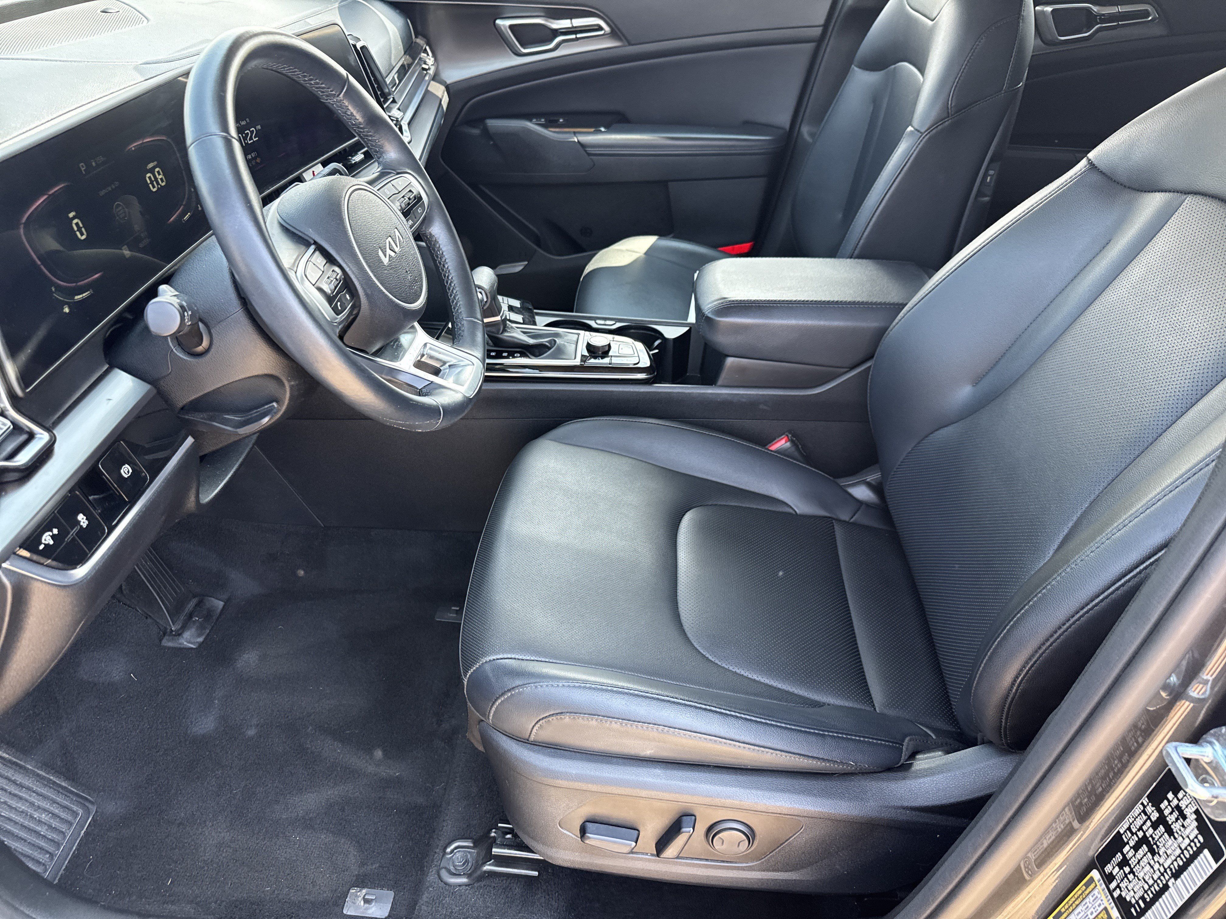 Used 2023 Kia Sportage EX FWD image 5