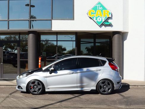 Used 2014 Ford Fiesta ST w/ ST Recaro Package image 8