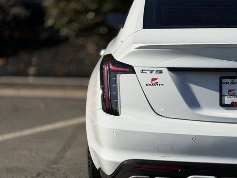 Used 2021 Cadillac CT5 V image 15