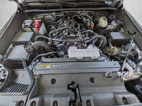 Certified 2026 Toyota 4Runner SR5 AWD/4WD image 21