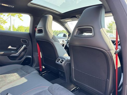New 2026 Mercedes-Benz CLA 35 AMG 4MATIC image 17