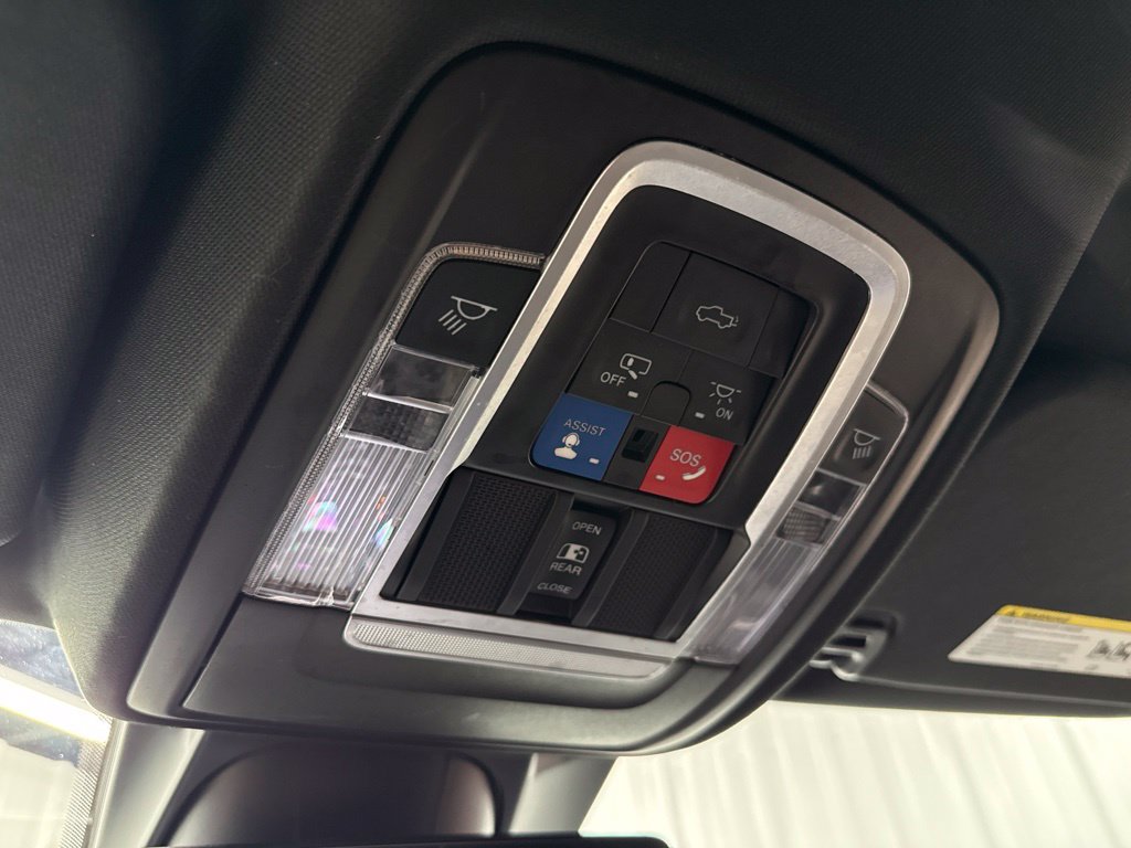 Used 2021 RAM 1500 Laramie w/ Night Edition RWD image 29