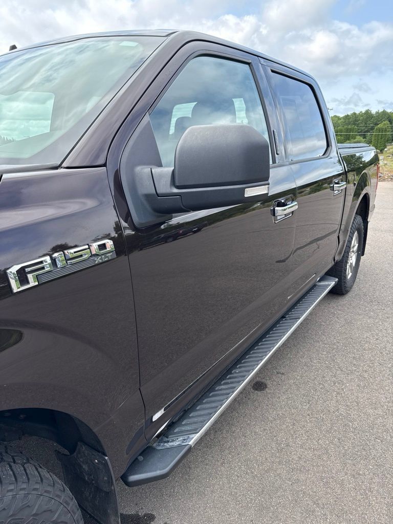 Used 2019 Ford F150 XLT w/ Equipment Group 302A Luxury AWD/4WD image 9