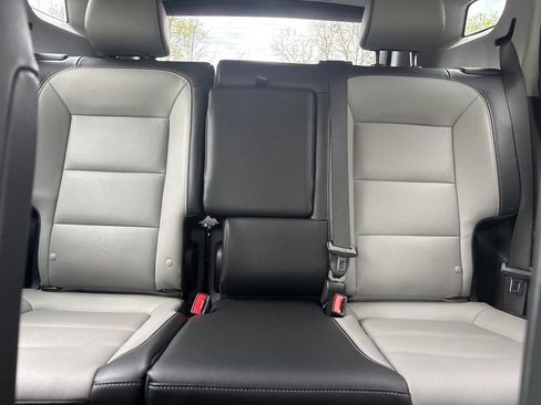 Used 2023 GMC Terrain SLT FWD image 25