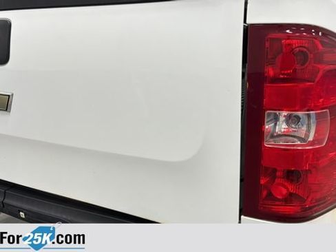 Used 2010 Chevrolet Silverado 2500 W/T image 35