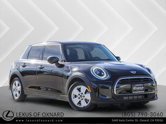 Used 2022 MINI Cooper 4-Door Hardtop video 1
