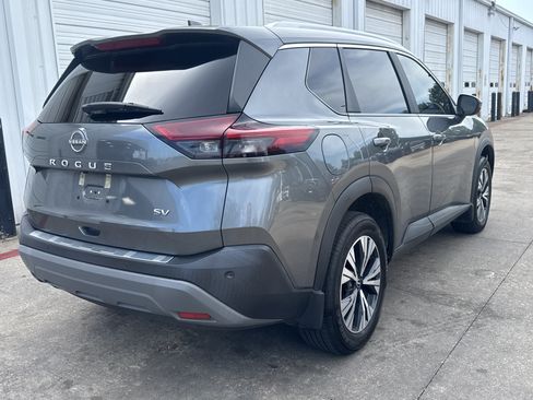Used 2023 Nissan Rogue SV w/ SV Premium Package FWD image 12