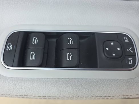 Used 2020 Mercedes-Benz CLA 35 AMG 4MATIC image 27