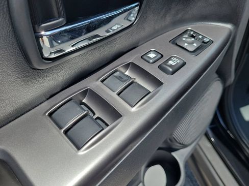 New 2026 Mitsubishi Outlander Sport SE AWD/4WD image 12