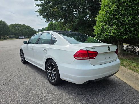 Used 2014 Volkswagen Passat 1.8T Sport FWD image 3