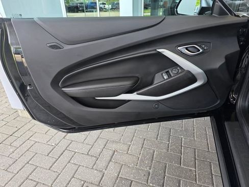 Used 2021 Chevrolet Camaro SS RWD image 15