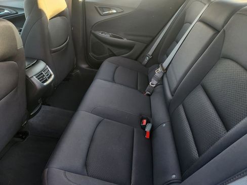 Used 2024 Chevrolet Malibu LT image 31