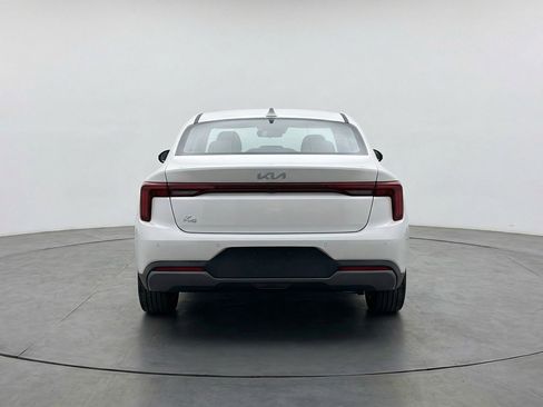 Used 2025 Kia K4 LXS image 7