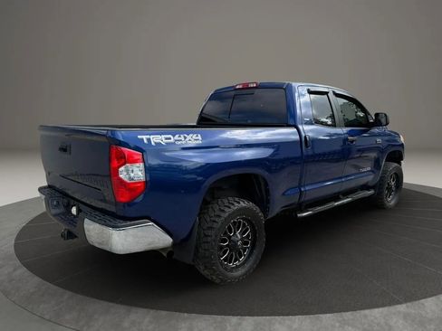 Used 2015 Toyota Tundra SR5 w/ TRD Off Road Package AWD/4WD image 5