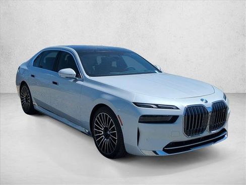 New 2026 BMW i7 xDrive60 RWD image 7