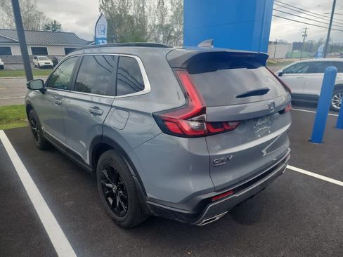 Used 2023 Honda CR-V Sport image 4