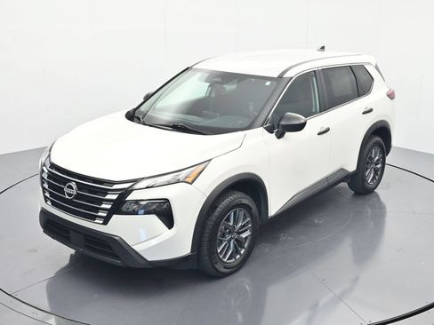 Certified 2024 Nissan Rogue S FWD image 28