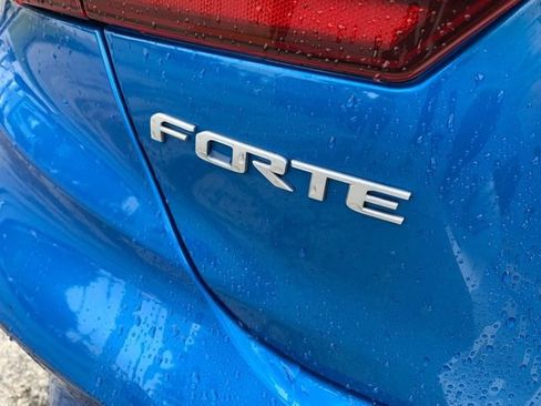 Used 2022 Kia Forte GT-Line w/ GT-Line Technology Package FWD image 16