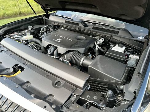 Used 2025 INFINITI QX80 Sensory image 27