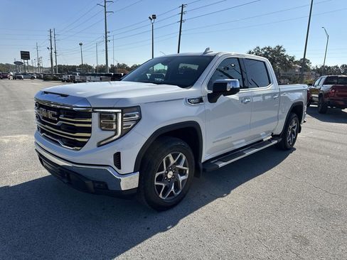 Certified 2023 GMC Sierra 1500 SLT w/ SLT Premium Package image 4