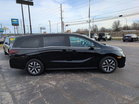 Used 2025 Honda Odyssey EX-L image 2