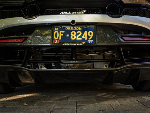 Used 2021 McLaren 720S Performance RWD image 14