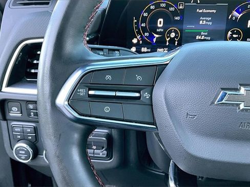 Used 2025 Chevrolet Suburban RST w/ RST Capability Package image 11