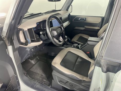 Used 2022 Ford Bronco Wildtrak AWD/4WD image 11