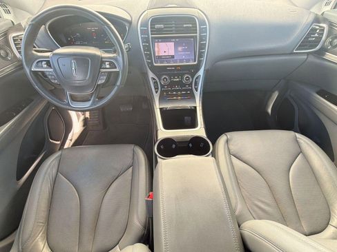 Used 2020 Lincoln Nautilus Reserve FWD image 15
