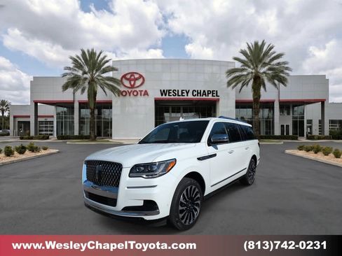 Used 2022 Lincoln Navigator L Black Label AWD/4WD image 1