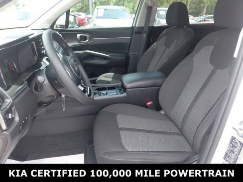 Used 2023 Kia Sorento LX FWD image 20