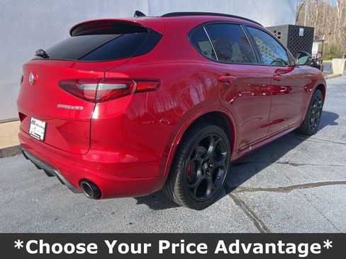 Used 2023 Alfa Romeo Stelvio Veloce image 4